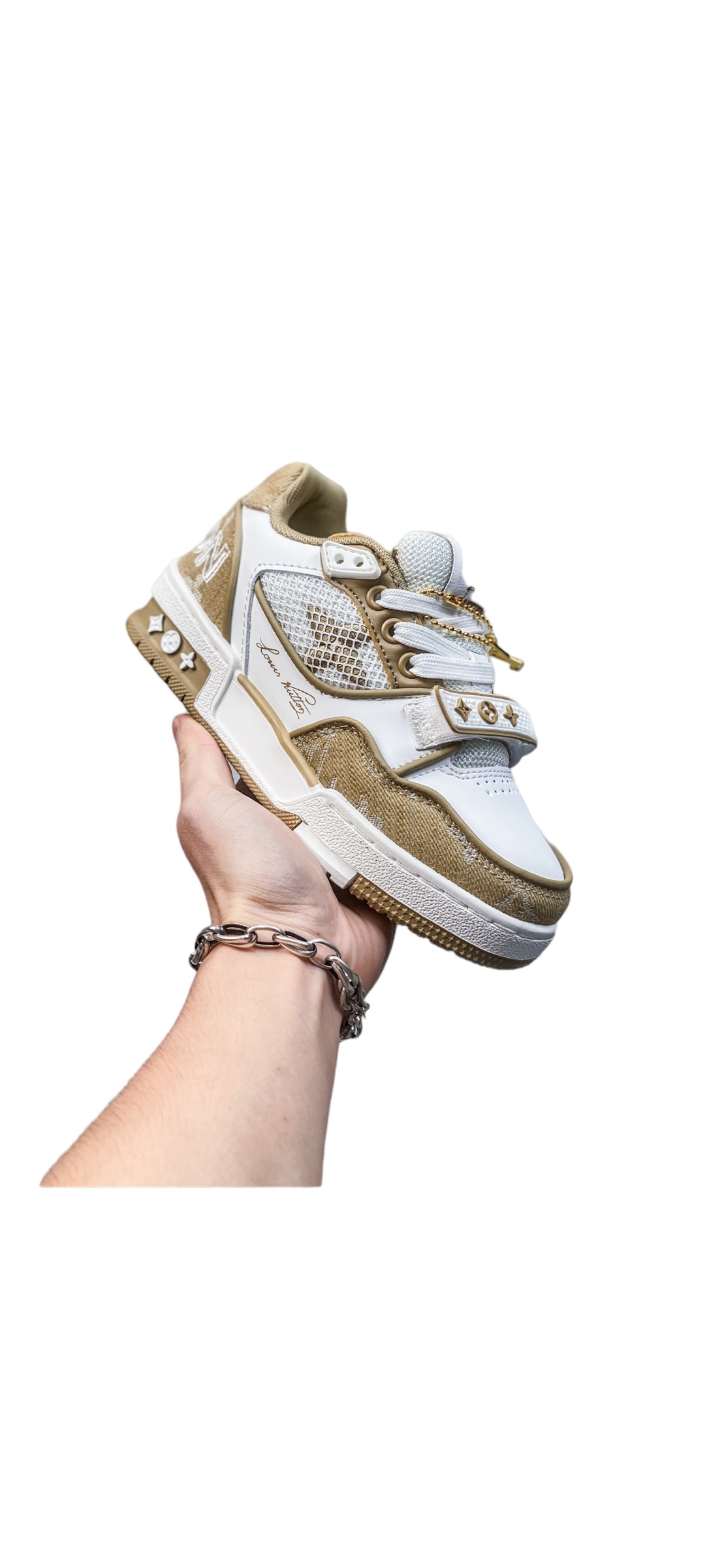 TRAINERS