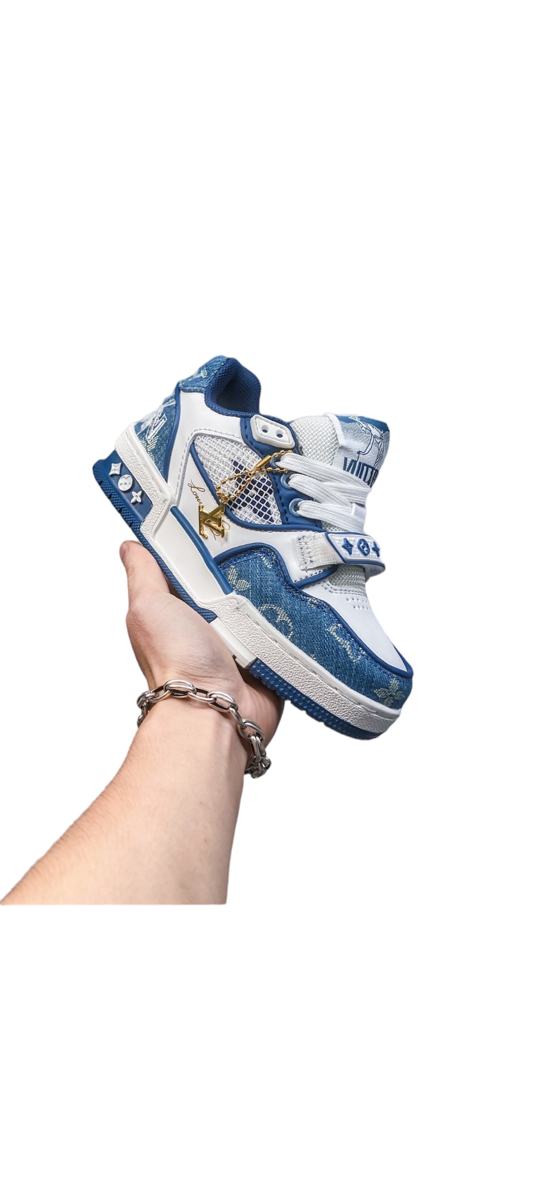 TRAINERS